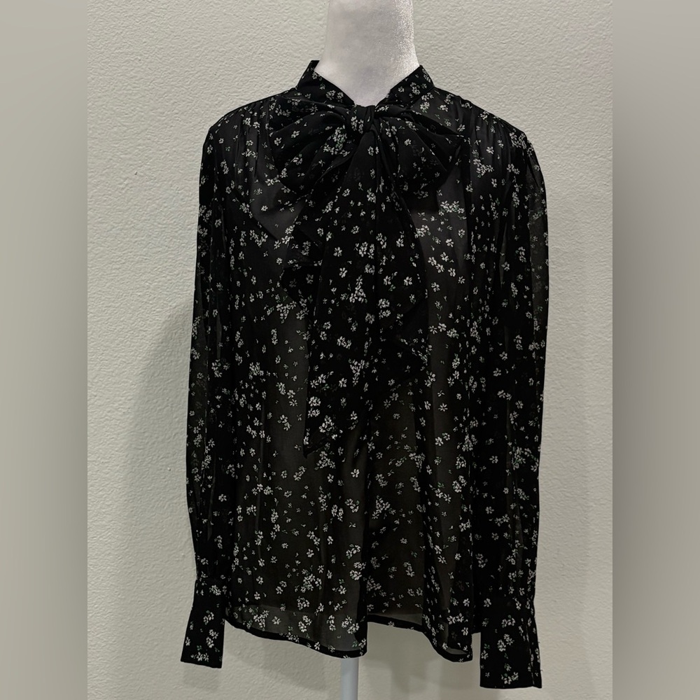 DR2 Black Floral Blouse Size M